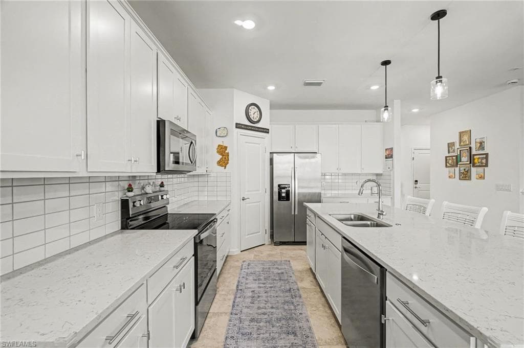 3772 Passion Vine DR-12
