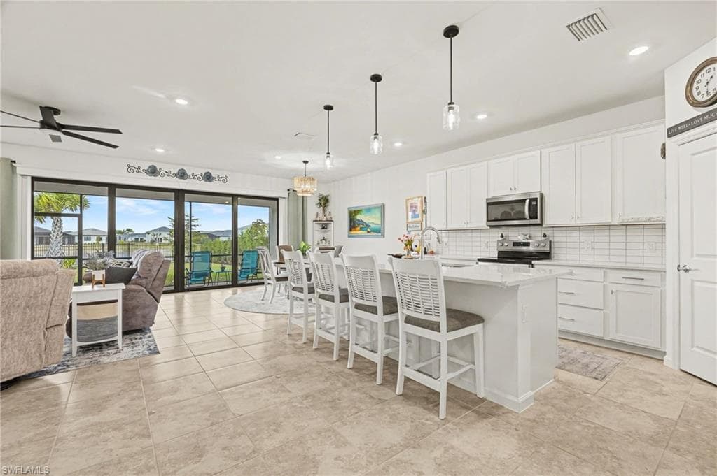 3772 Passion Vine DR-7