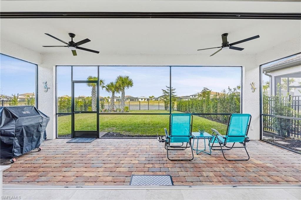 3772 Passion Vine DR-20