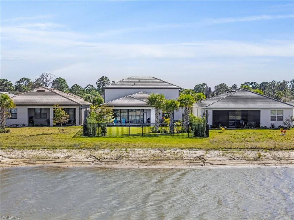 3772 Passion Vine DR-45