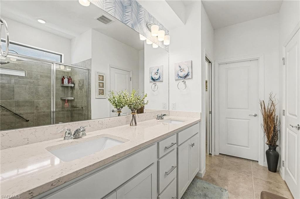 3772 Passion Vine DR-39