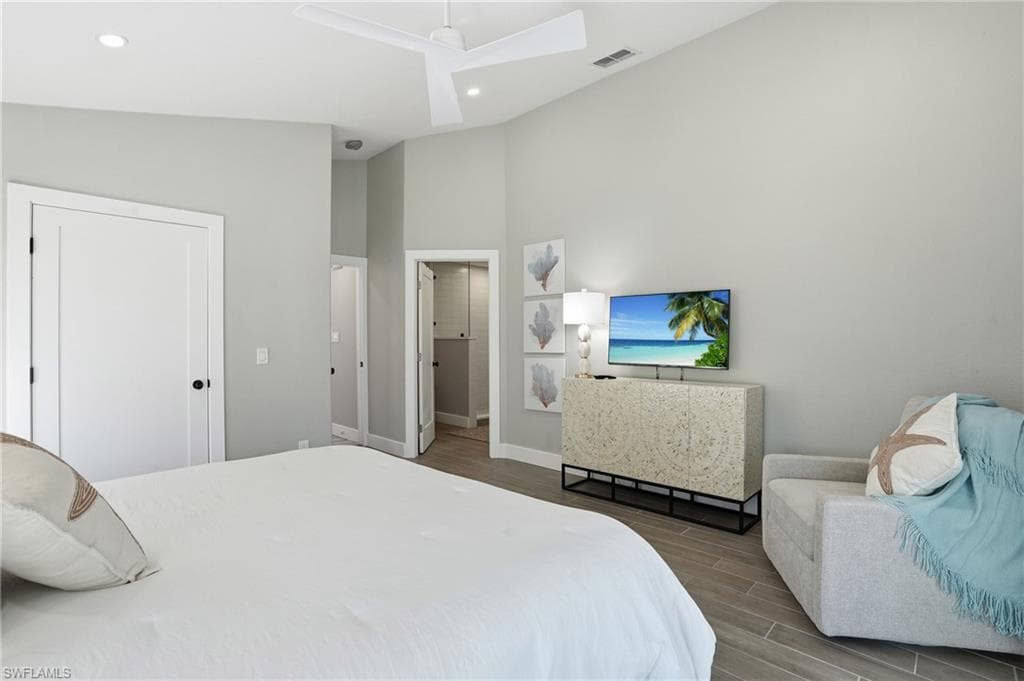 3321 Estero BLVD-16