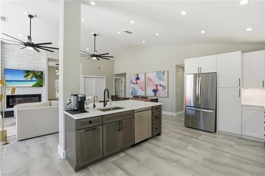 3321 Estero BLVD-12