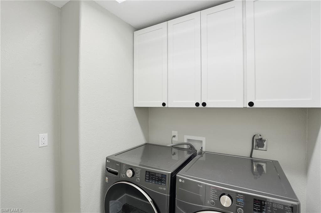 3321 Estero BLVD-28