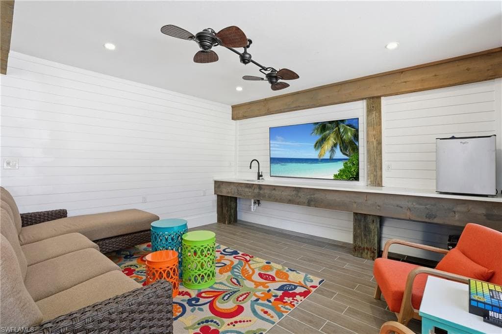 3321 Estero BLVD-34