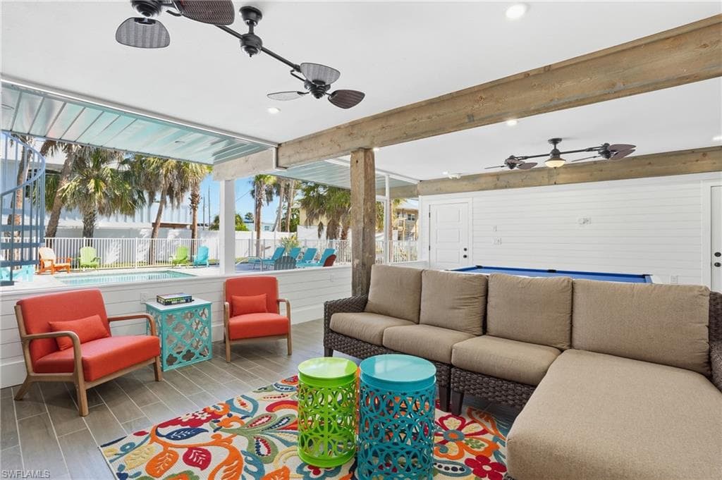 3321 Estero BLVD-33