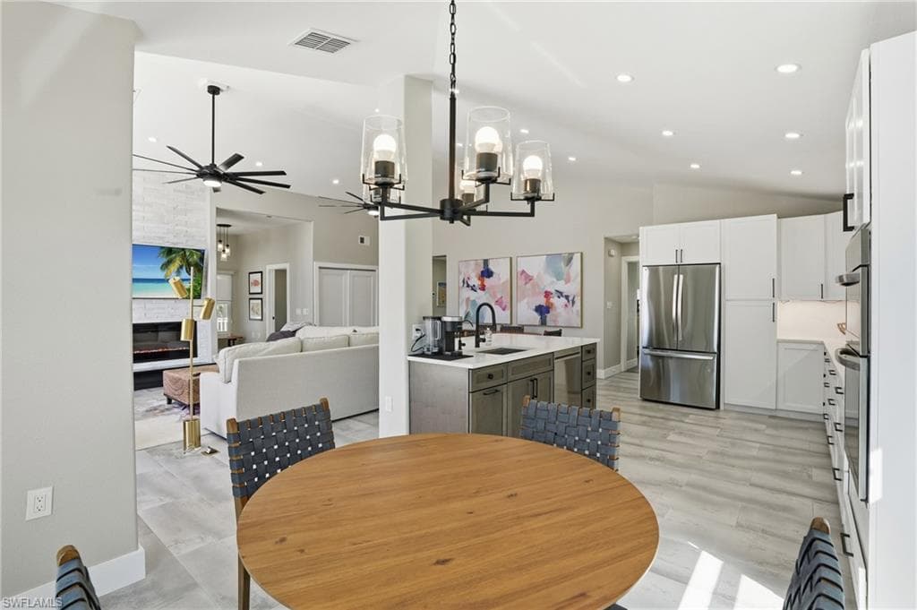 3321 Estero BLVD-14