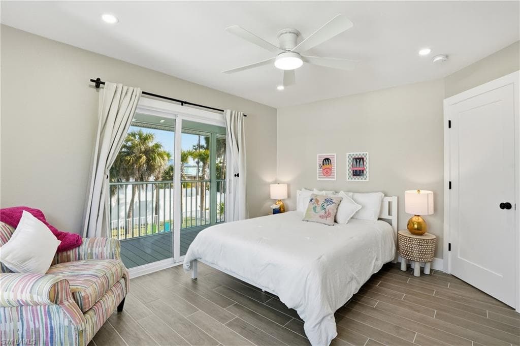 3321 Estero BLVD-25