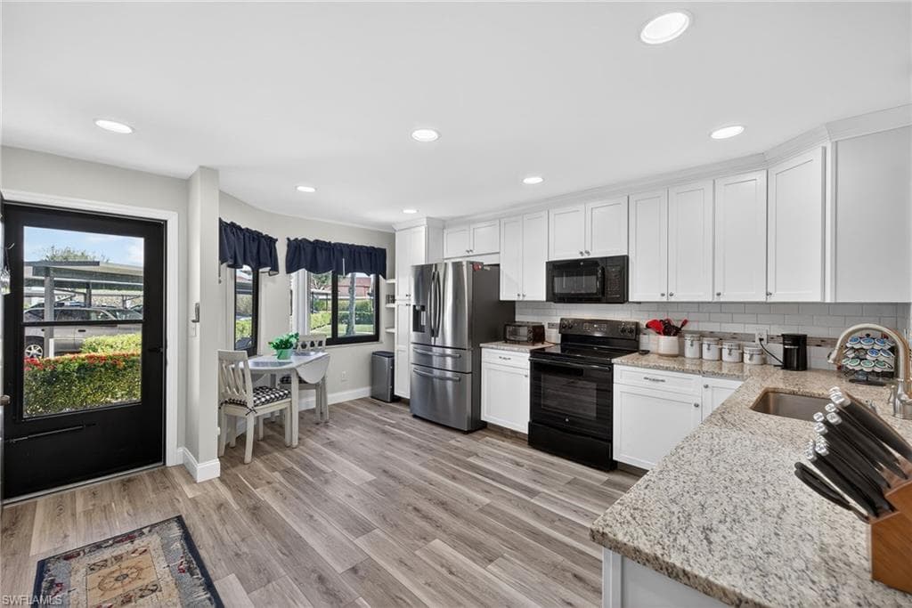 4973 Pepper CIR F105-2