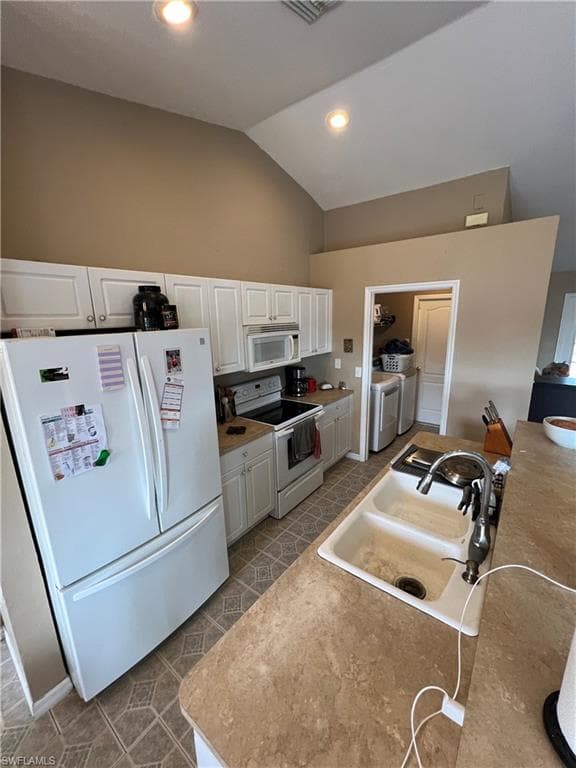 3446 NE 10th AVE-11