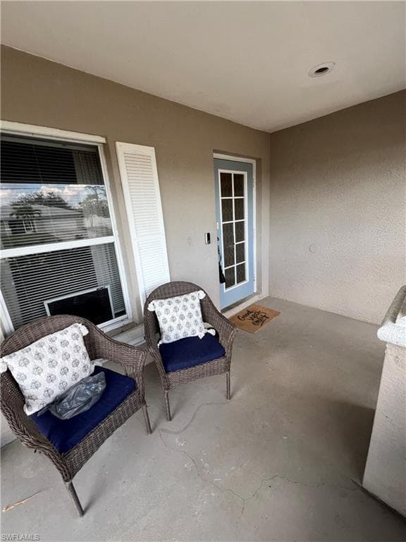 3446 NE 10th AVE-4