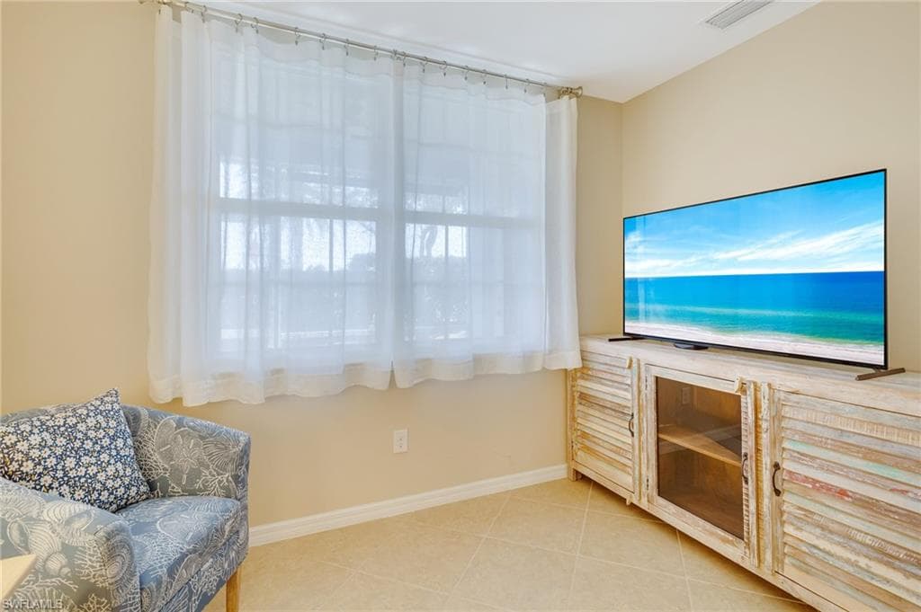 8510 Violeta ST 102-13