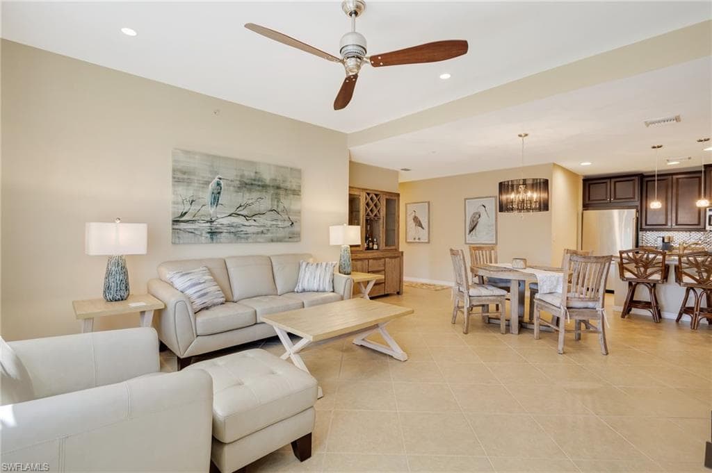 8510 Violeta ST 102-12