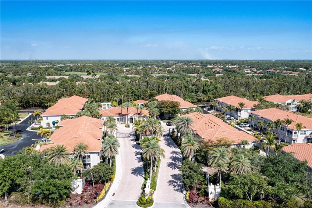 8510 Violeta ST 102-36