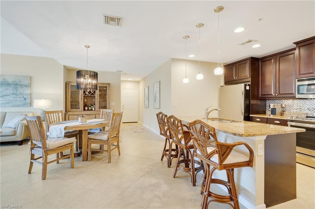 8510 Violeta ST 102-5