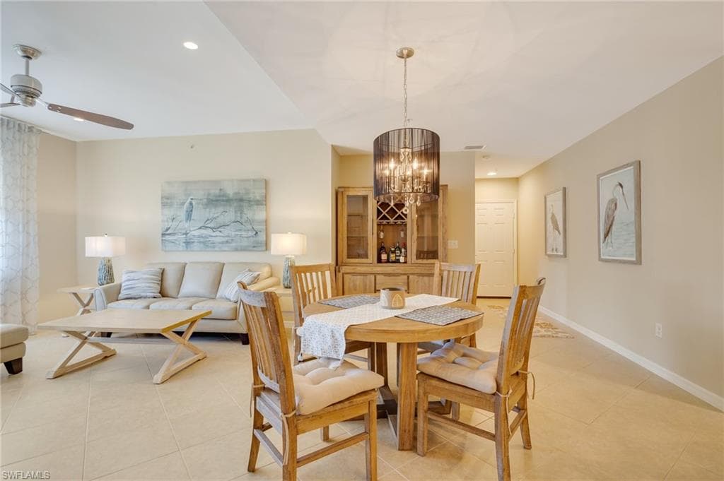 8510 Violeta ST 102-11