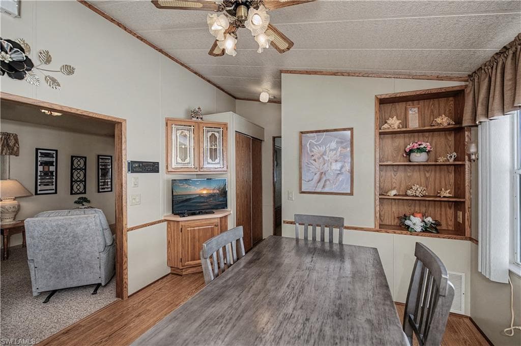 181 Caravan CIR-8