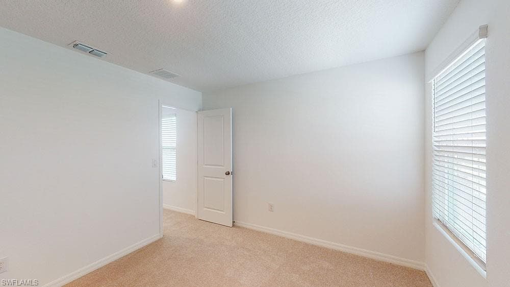 6753 Equinox LN-16