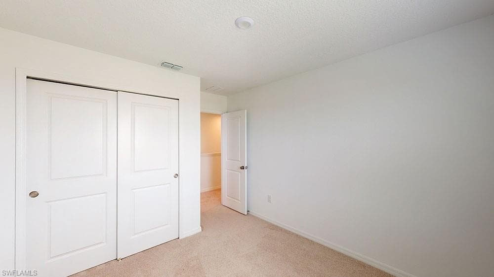6753 Equinox LN-20