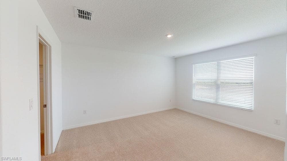 6753 Equinox LN-9