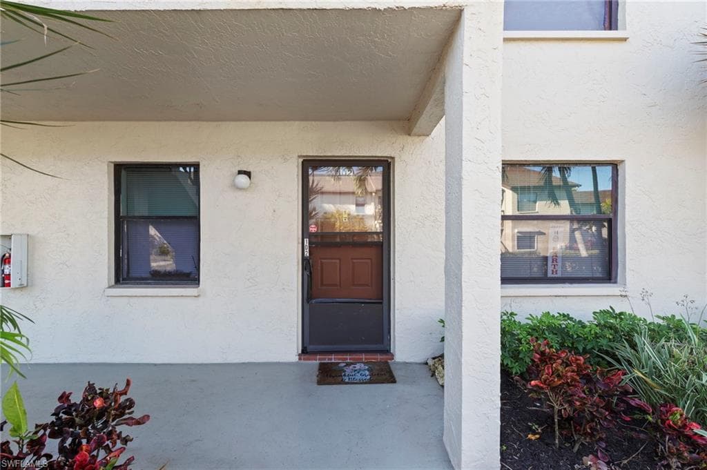 9305 Lake Park DR 102-6
