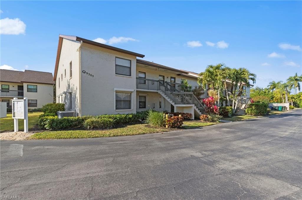 9305 Lake Park DR 102-3