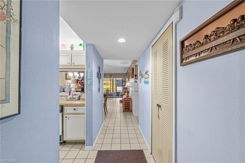 9305 Lake Park DR 102-8