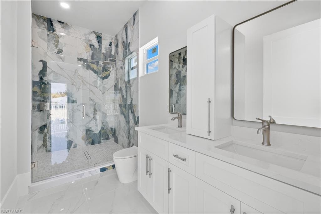 137 Hibiscus DR-13