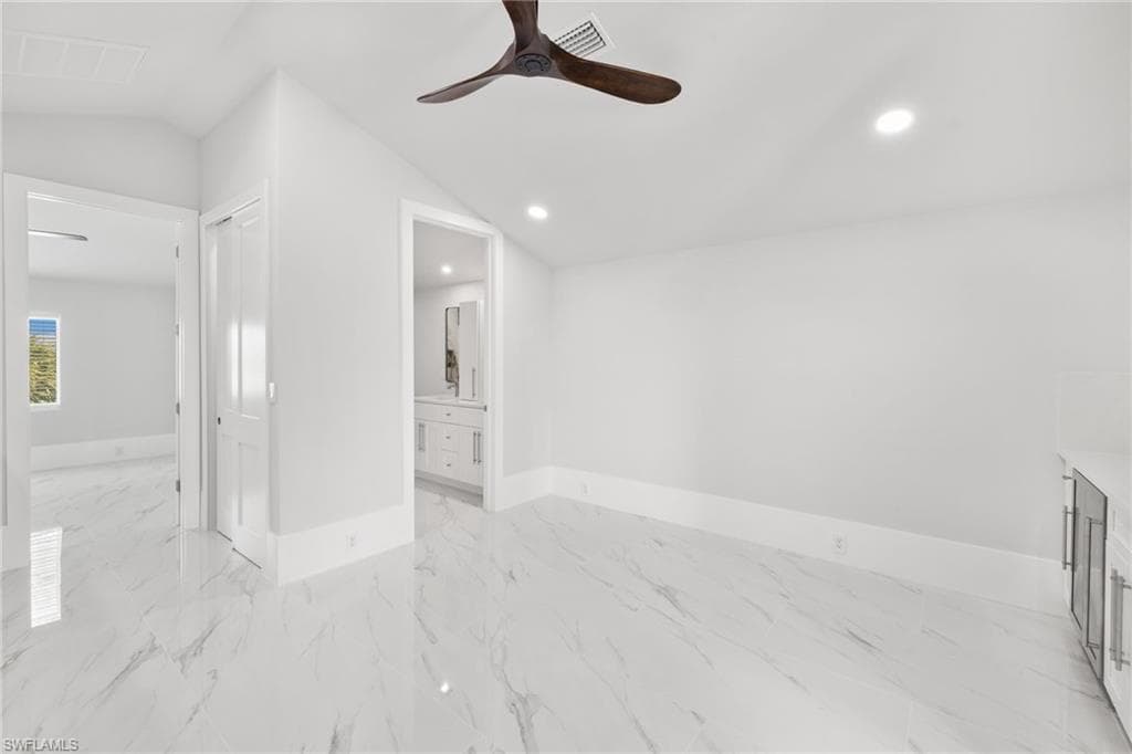 137 Hibiscus DR-35