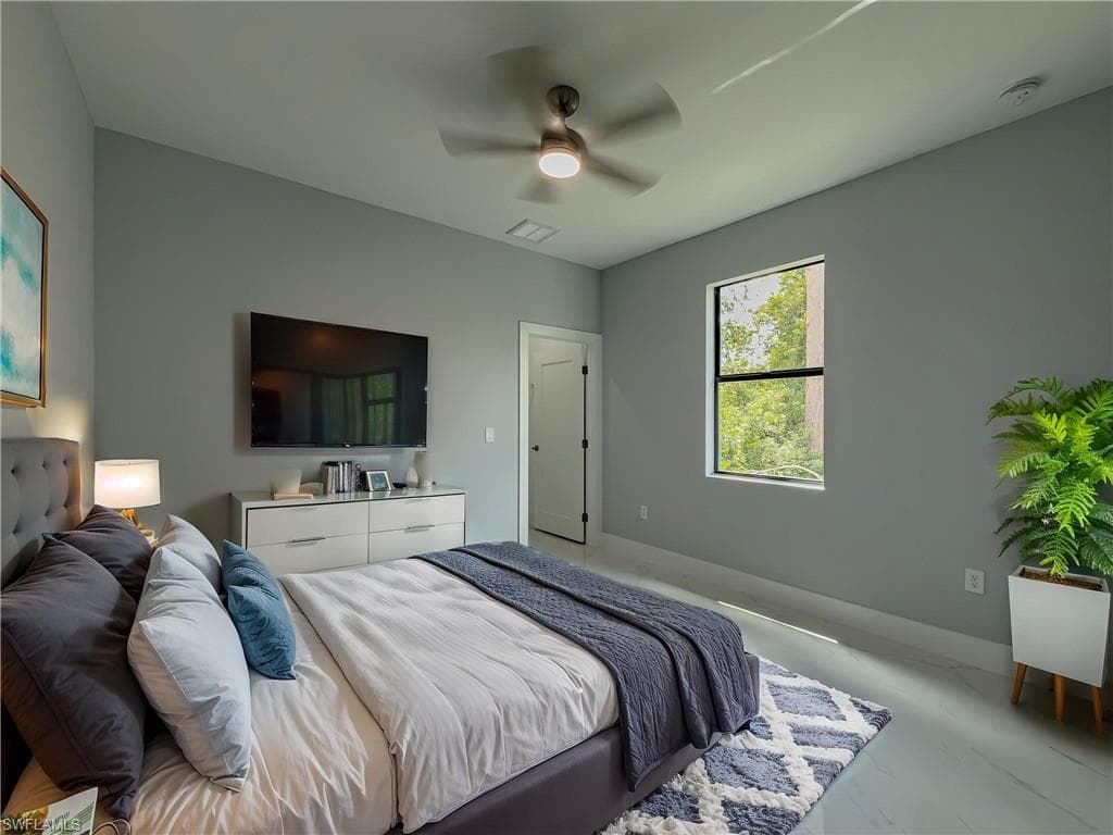 417 Paddock ST-23