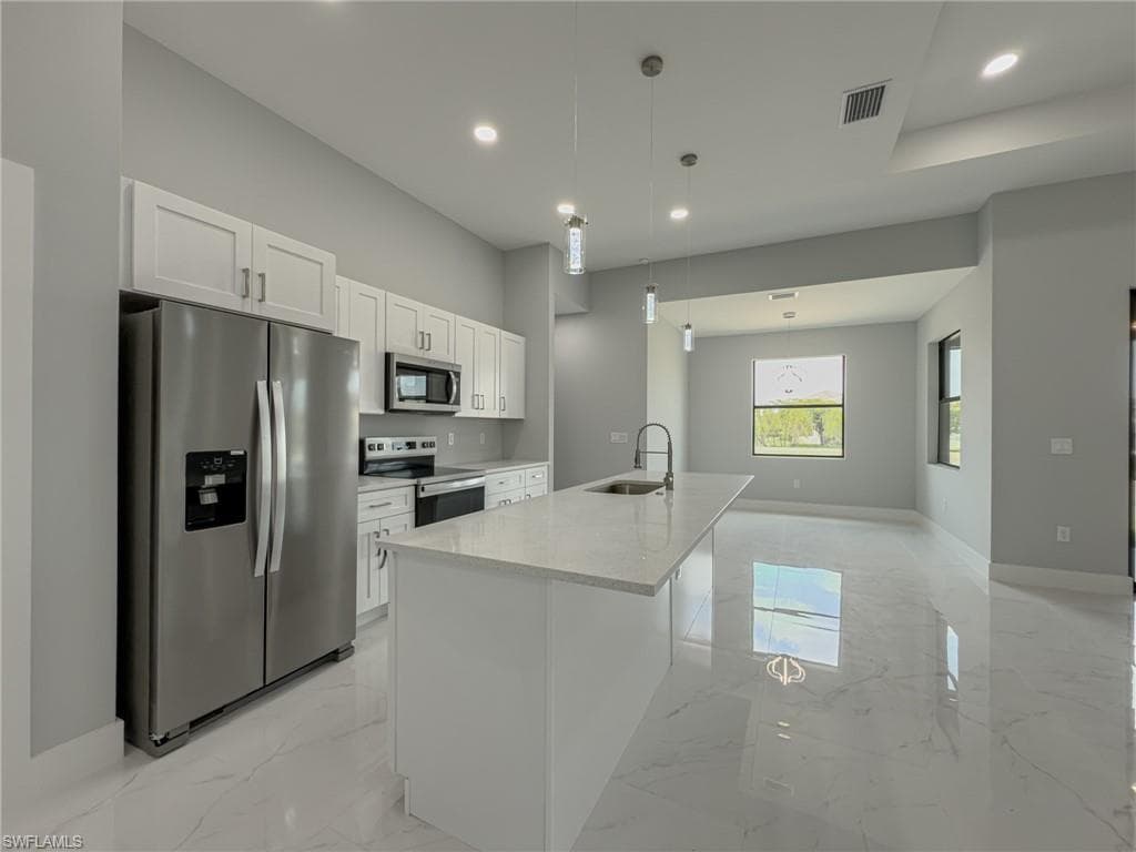 417 Paddock ST-6