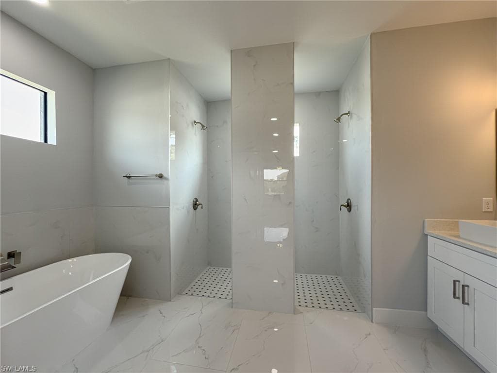 417 Paddock ST-18
