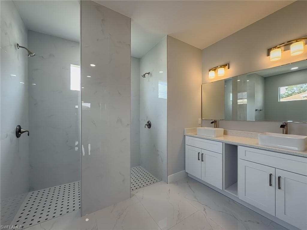 417 Paddock ST-19
