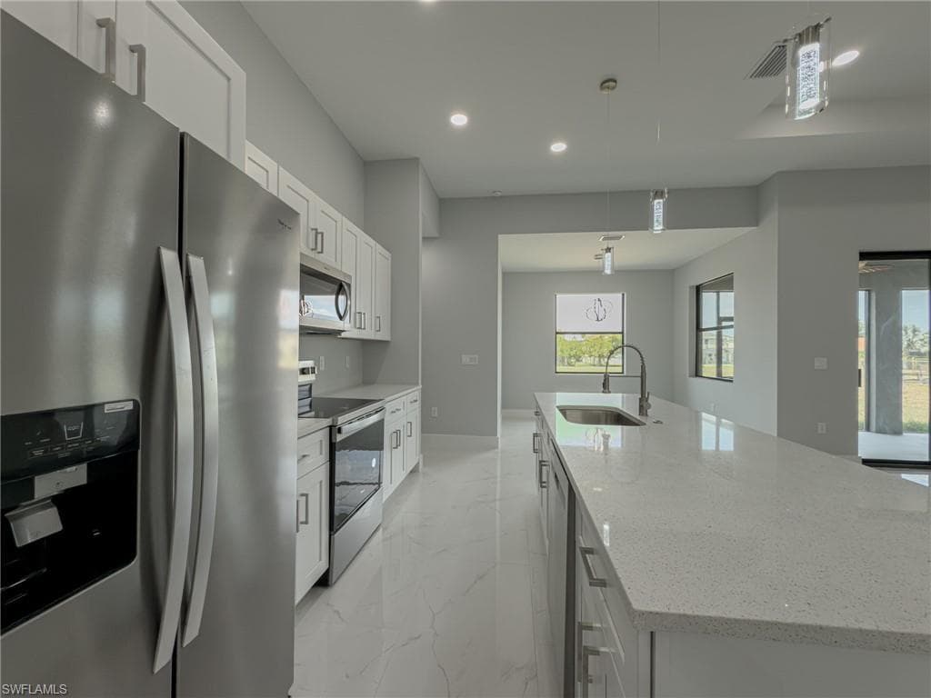 417 Paddock ST-8