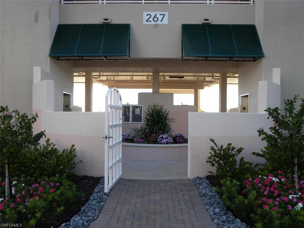 267 Barefoot Beach BLVD X604-33