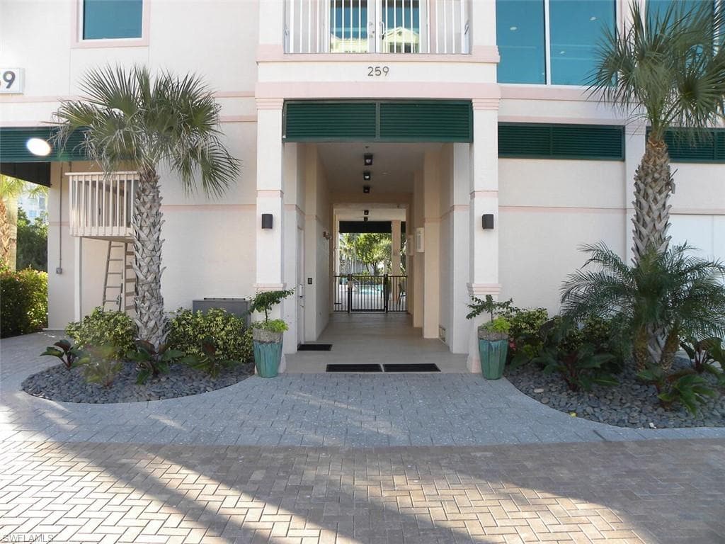267 Barefoot Beach BLVD X604-37