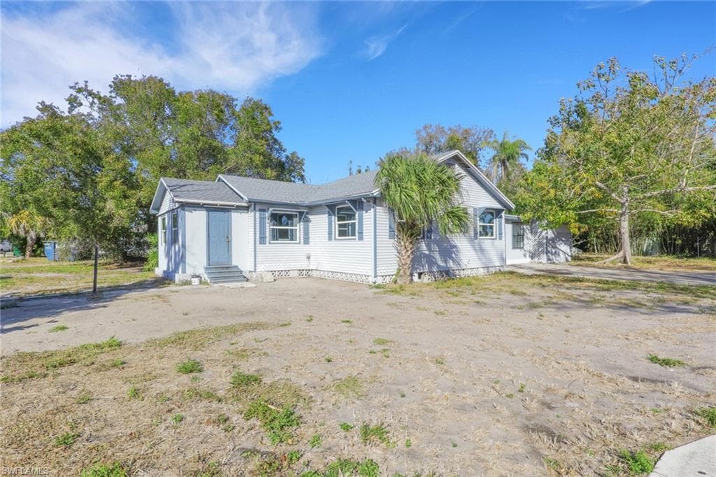 2933 Jackson ST-2