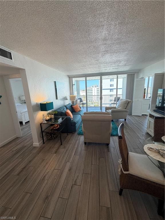 7146 Estero BLVD 815-7