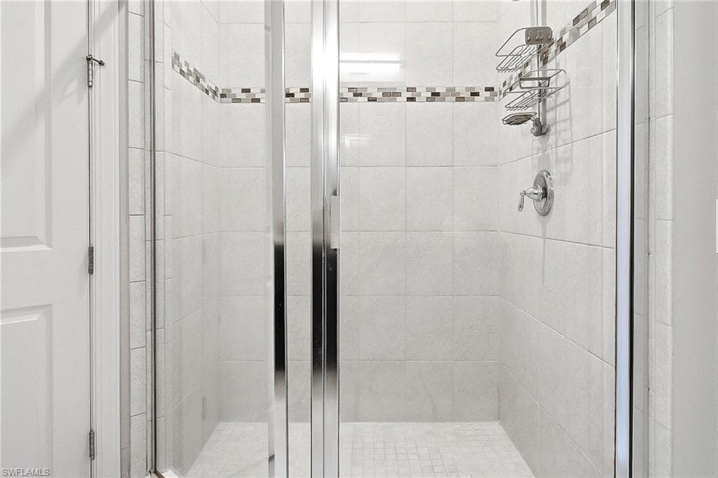 12045 Covent Garden CT 2103-23