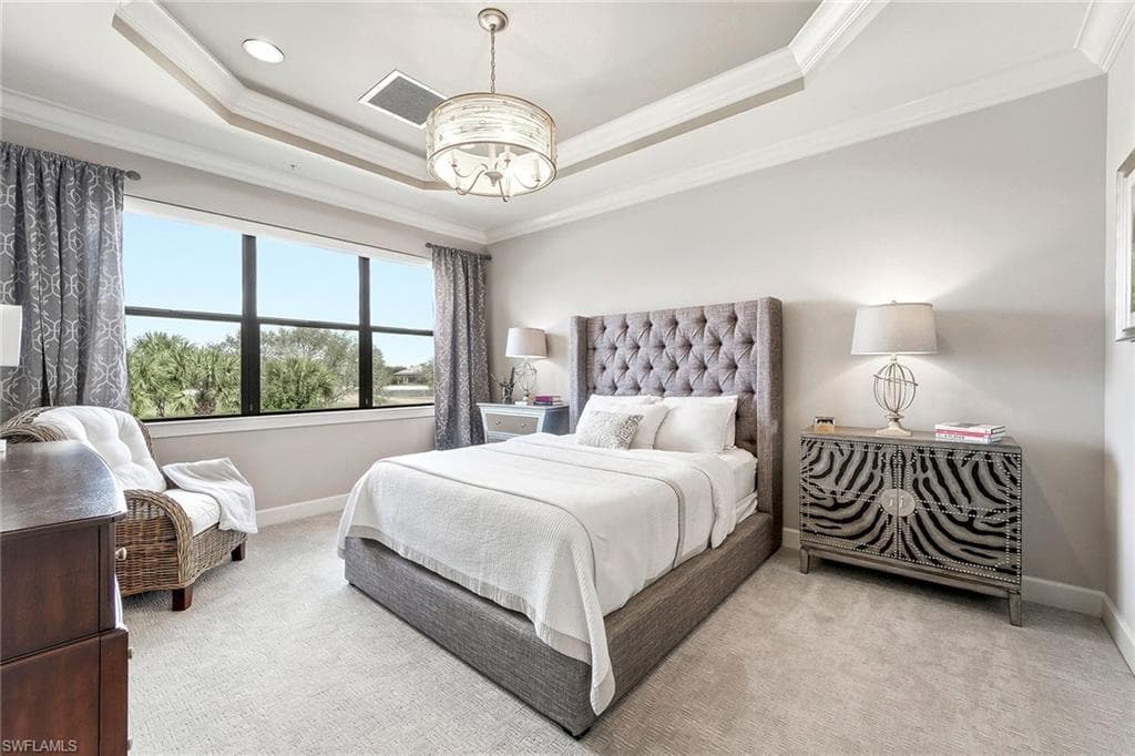 12045 Covent Garden CT 2103-16