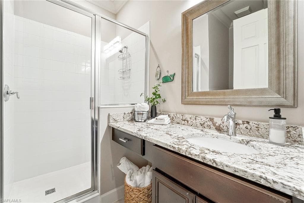 12045 Covent Garden CT 2103-26
