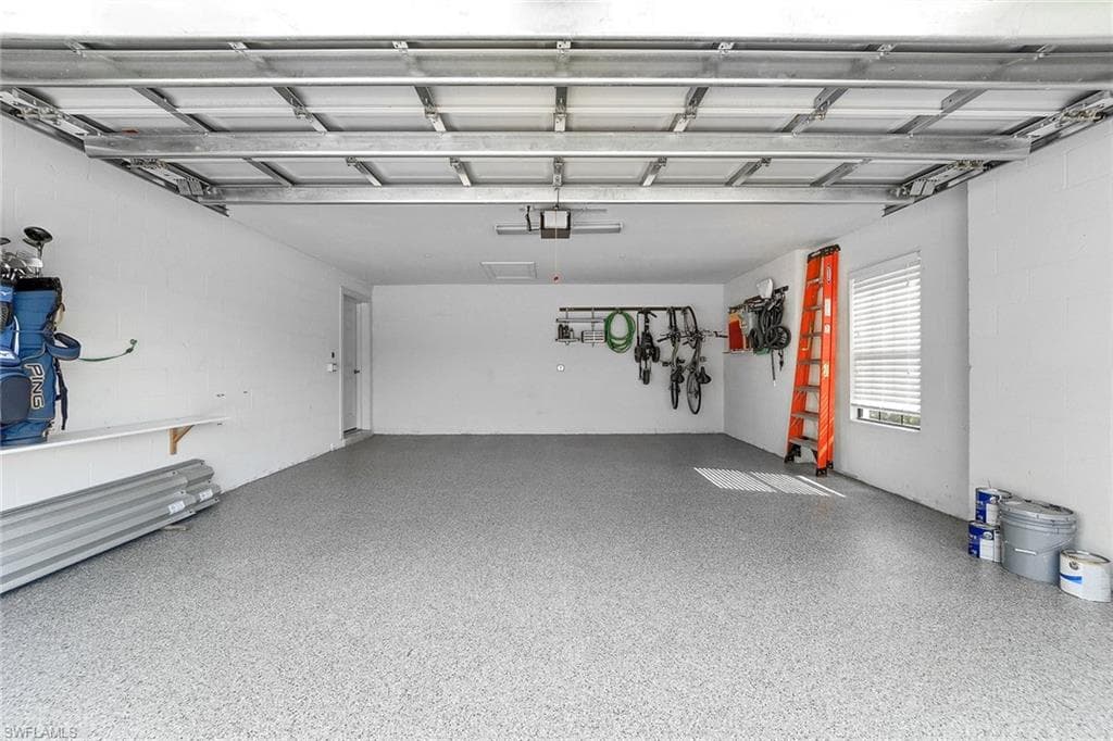 12045 Covent Garden CT 2103-33