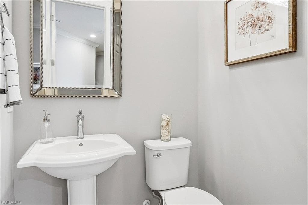 12045 Covent Garden CT 2103-14