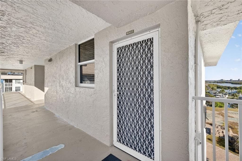 5600 Bonita Beach RD 4003-32