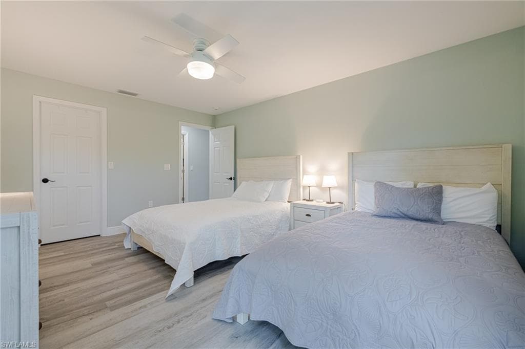 5117 Sea Bell RD E109-28
