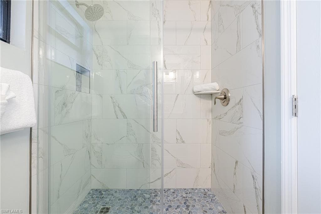 5117 Sea Bell RD E109-30