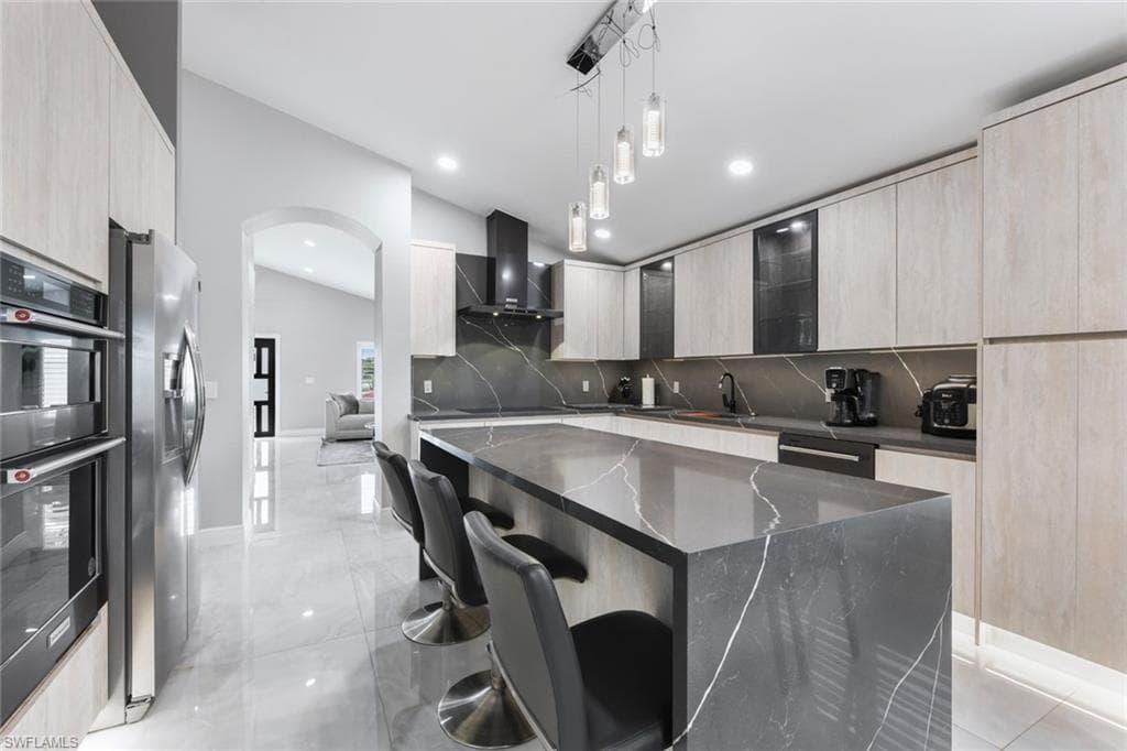 15613 Beachcomber AVE-13
