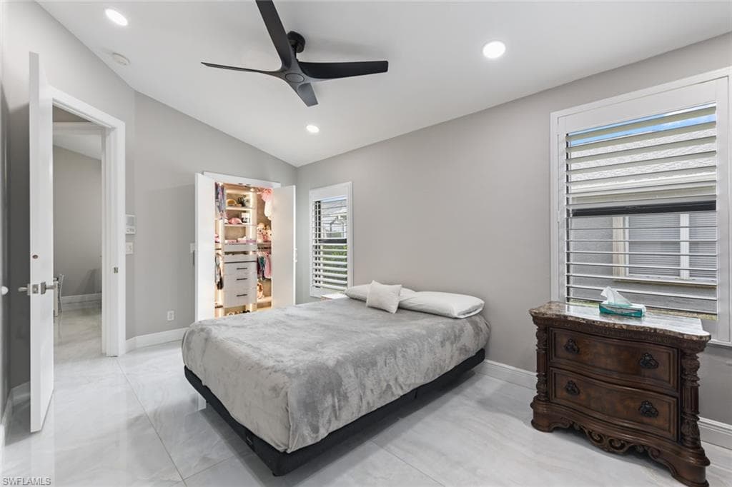 15613 Beachcomber AVE-33