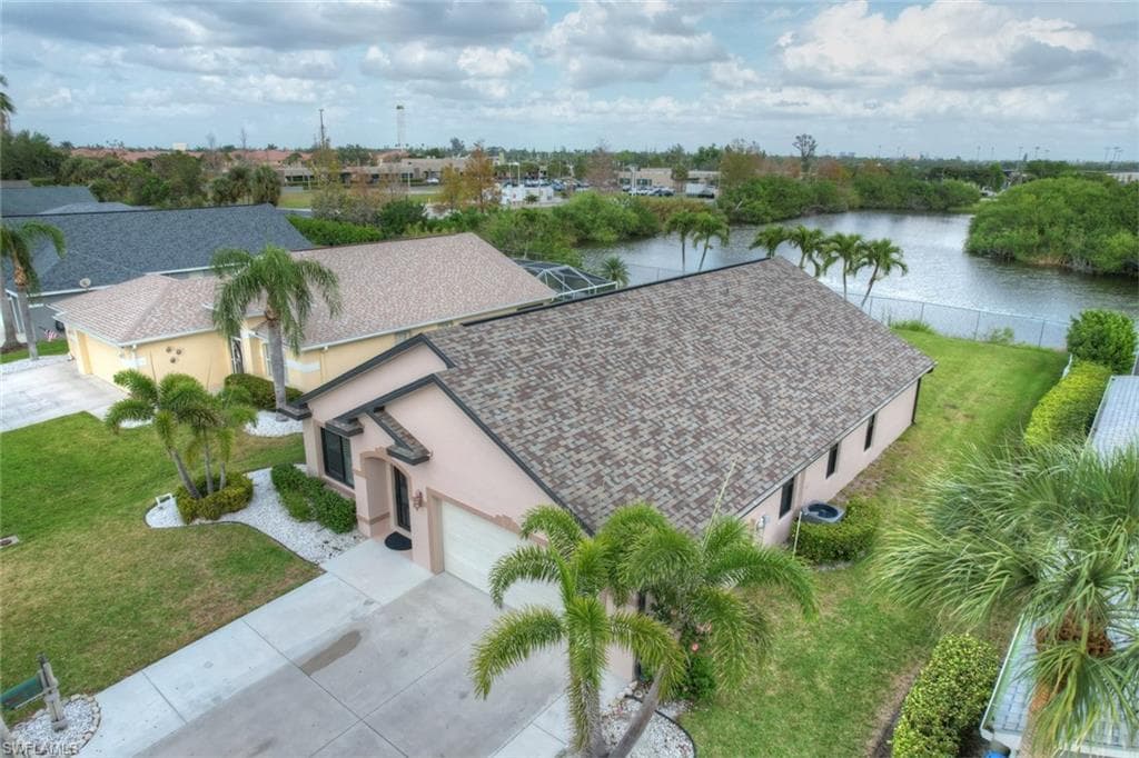 15613 Beachcomber AVE-4