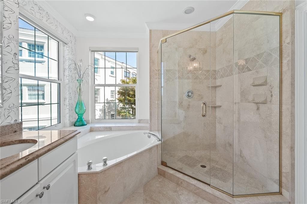 11160 Harbour Yacht CT B-22